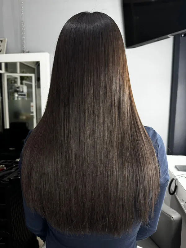 Alaciado permanente con efecto espejo en Metepec